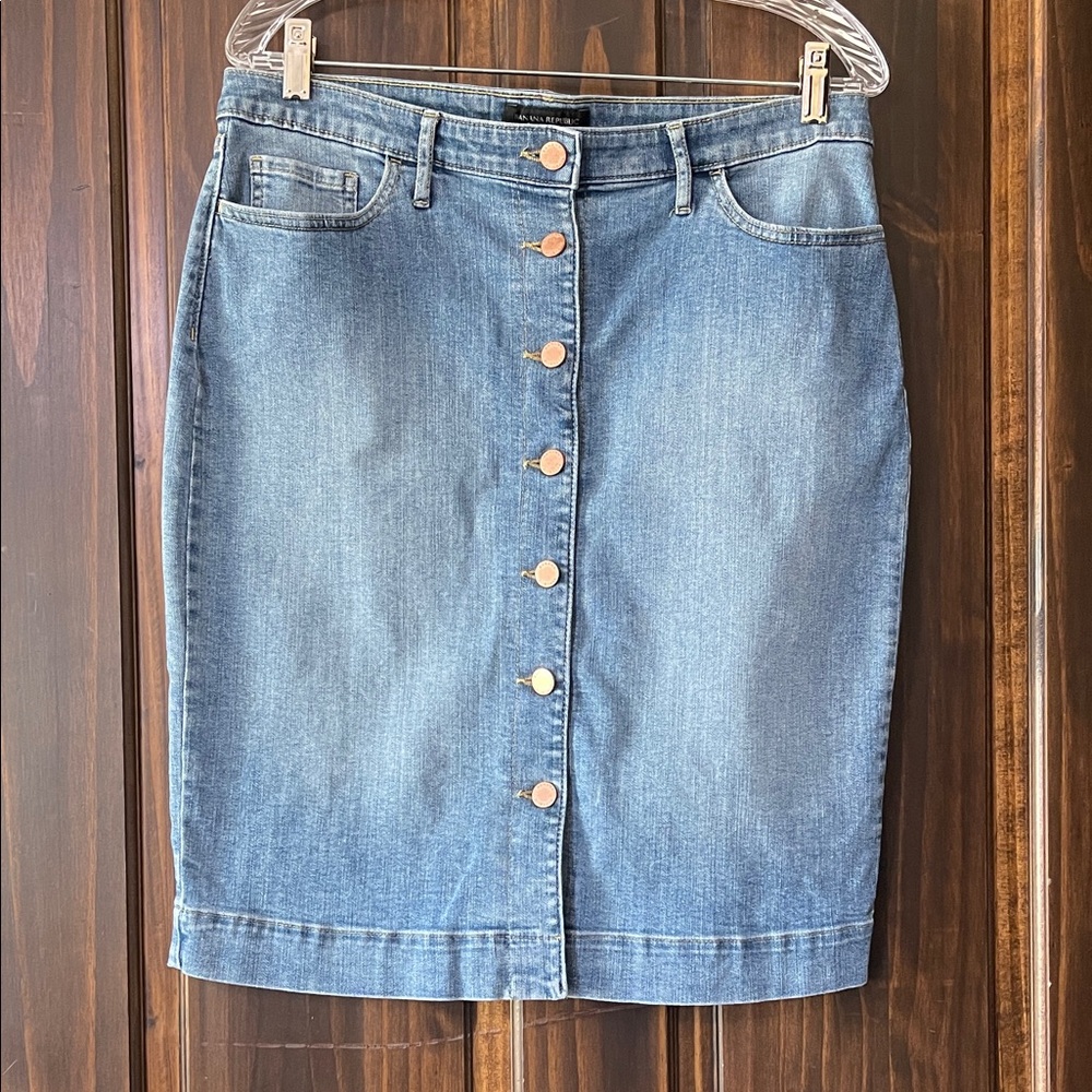 Banana Republic Light Blue Denim Button-Front Pencil Skirt
